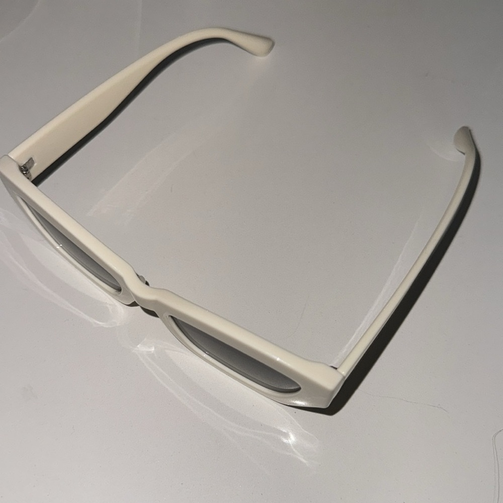 Anthropologie Cream Blocked Cat-Eye Sunglasses - Picture 3 of 5